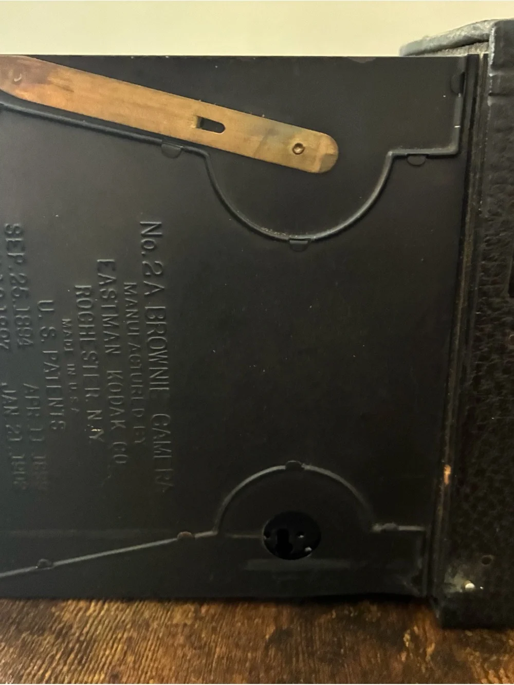 Antique Eastman Kodak No. 2A Brownie Model B Box Camera